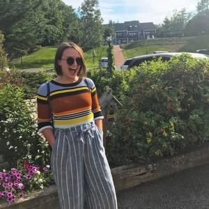 Meet your Posher, Abby